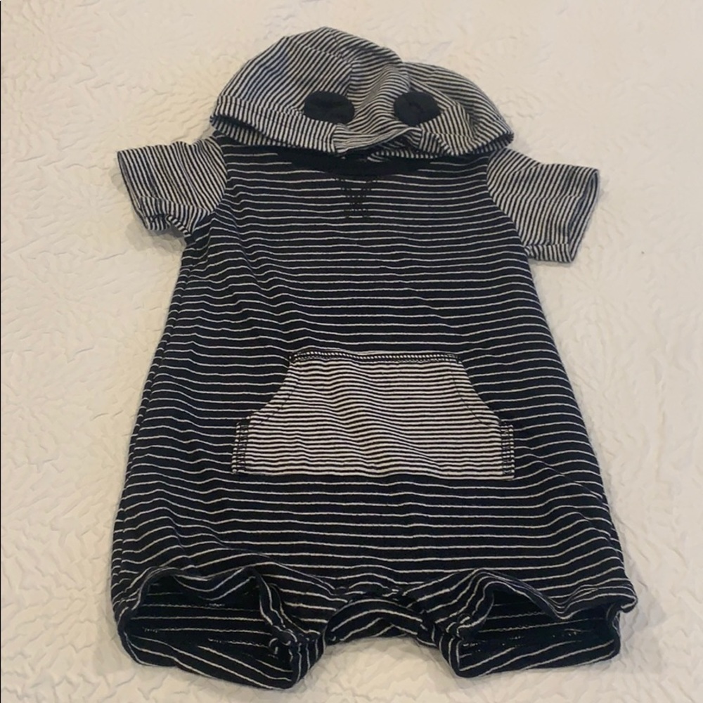 Baby boys carters Rompers - Picture 2 of 8